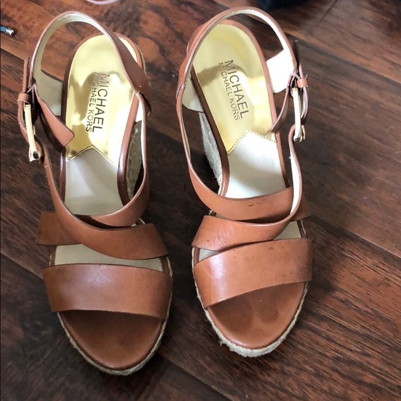 Michael Kors wedge - Picture 3 of 5